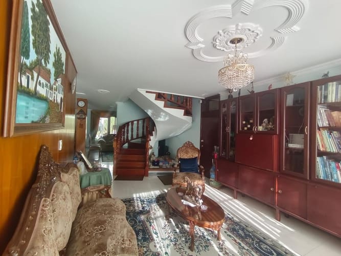 Casa de 4 alcobas en venta en Niza Norte, Bogotá, 378 m² · foto 6 de 24