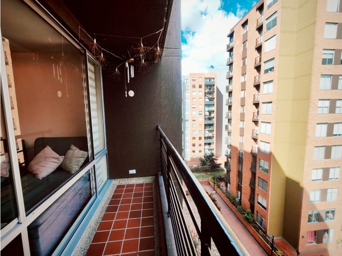 Apartamento de 3 alcobas en venta en La Felicidad, Bogotá, 83 m² · foto 8 de 24