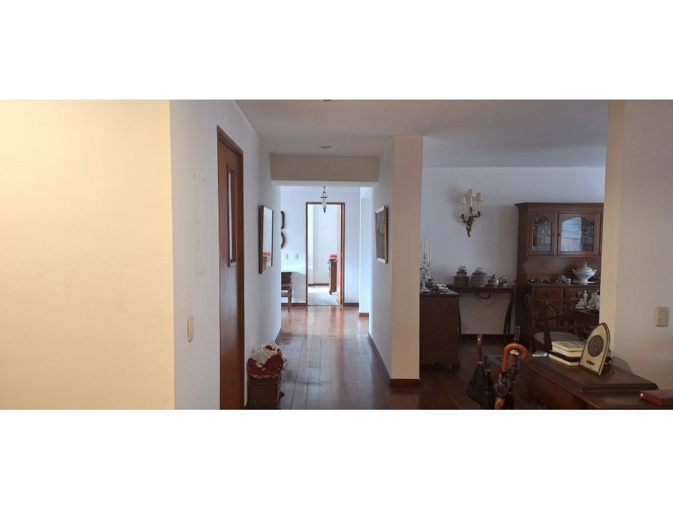 Apartamento en venta en Santa Barbara, Bogotá · foto 3 de 15