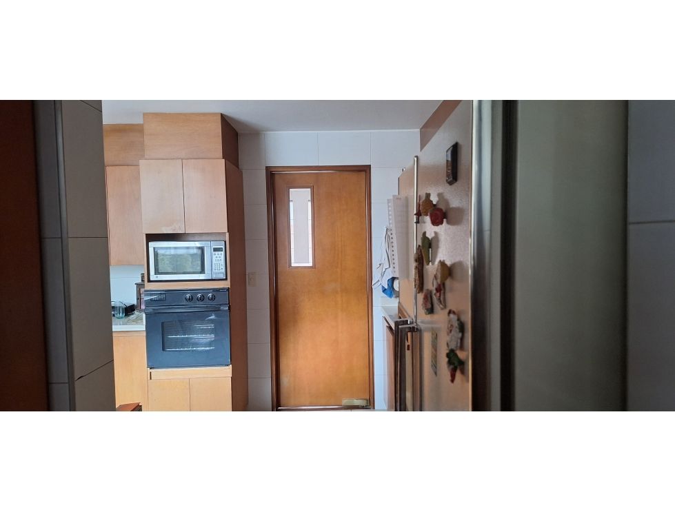 Apartamento en venta en Santa Barbara, Bogotá · foto 6 de 15