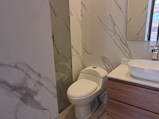 Apartamento de 3 alcobas en venta en Chicó Navarra, Bogotá, 150 m² · foto 16 de 20