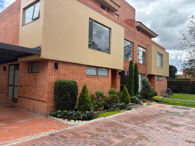 Casa de 4 alcobas en venta en Camino De Arrayanes, Bogotá, 188 m² · foto 5 de 18