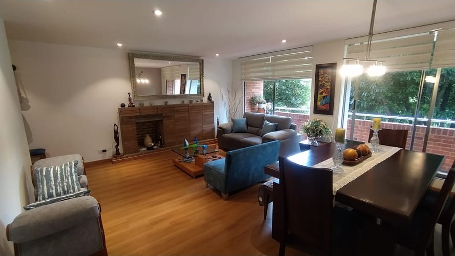 Apartamento de 3 alcobas en venta en Colina Campestre, Bogotá, 130 m² · foto 2 de 24