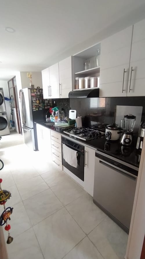 Apartamento de 3 alcobas en venta en Colina Campestre, Bogotá, 130 m² · foto 9 de 24