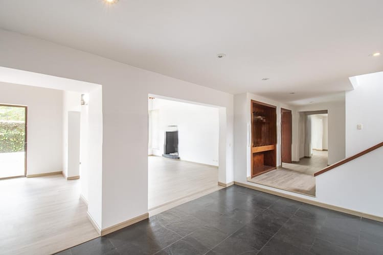 Casa de 4 alcobas en venta en Lagos De Torca, Bogotá, 450 m² · foto 3 de 20