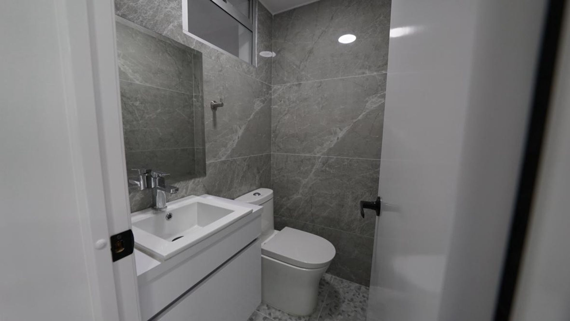 Casa en venta en Cedritos, Bogotá · foto 3 de 18