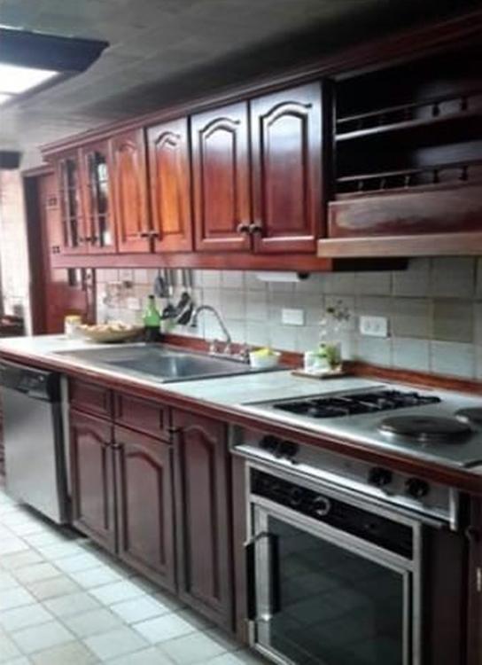 Apartamento en venta en La Carolina, Bogotá · foto 2 de 21