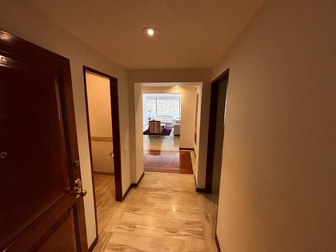 Apartamento de 3 alcobas en venta en Colina Campestre, Bogotá, 160 m² · foto 16 de 24