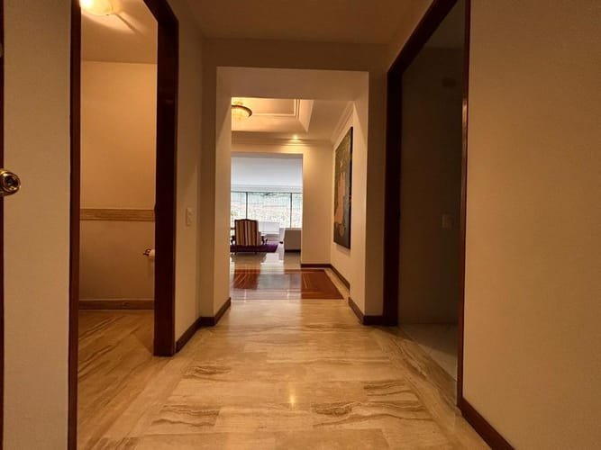 Apartamento de 3 alcobas en venta en Colina Campestre, Bogotá, 160 m² · foto 18 de 24