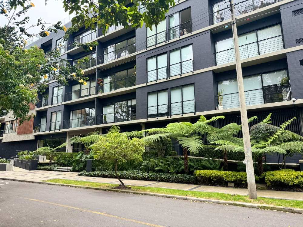 Apartamento en venta en Cedritos, Bogotá · foto 2 de 24