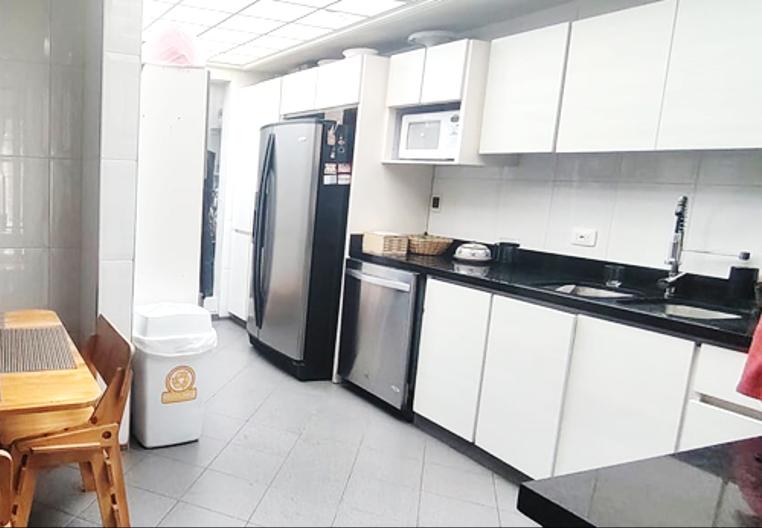 Casa en venta en Cedritos, Bogotá · foto 12 de 24