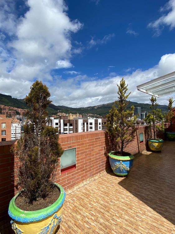 Apartamento en venta en Santa Barbara, Bogotá · foto 2 de 21