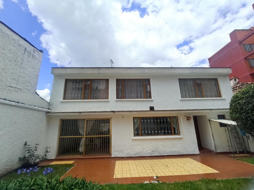 Casa en venta en Cedritos, Bogotá · foto 2 de 10