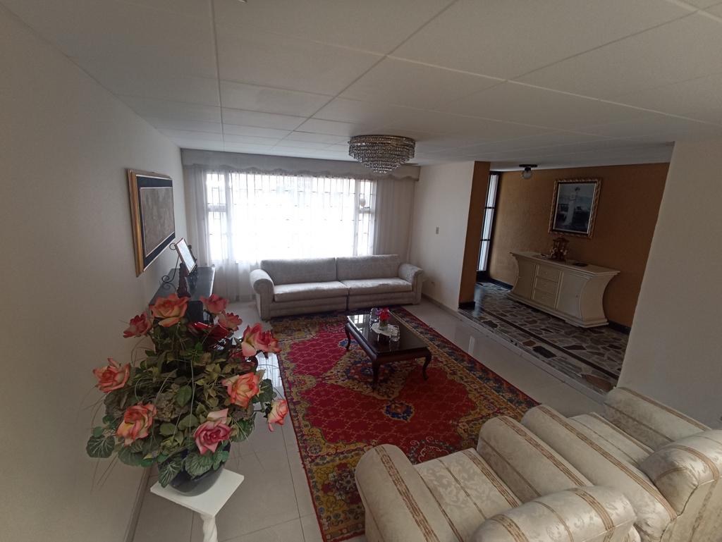 Casa en venta en Cedritos, Bogotá · foto 5 de 10