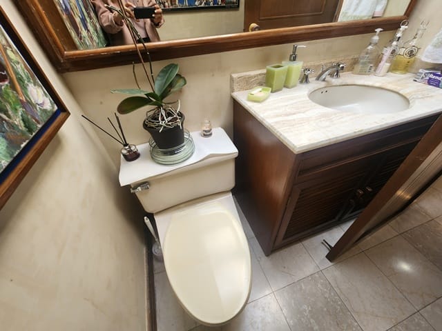 Apartamento de 3 alcobas en venta en Santa Barbara, Bogotá, 215 m² · foto 8 de 24