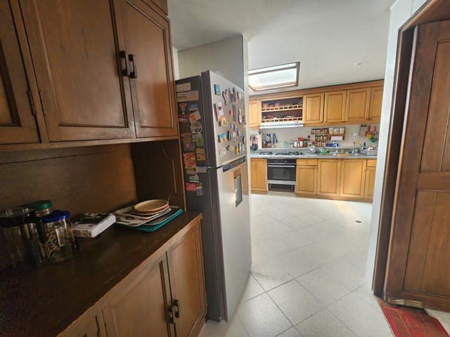 Apartamento de 3 alcobas en venta en Santa Barbara, Bogotá, 215 m² · foto 10 de 24