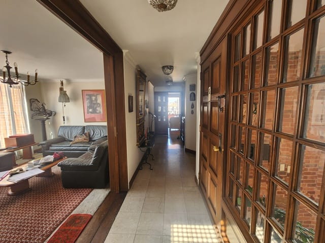 Apartamento de 3 alcobas en venta en Santa Barbara, Bogotá, 215 m² · foto 14 de 24