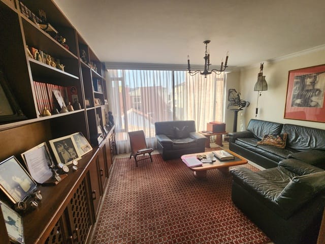 Apartamento de 3 alcobas en venta en Santa Barbara, Bogotá, 215 m² · foto 16 de 24