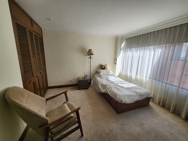 Apartamento de 3 alcobas en venta en Santa Barbara, Bogotá, 215 m² · foto 19 de 24