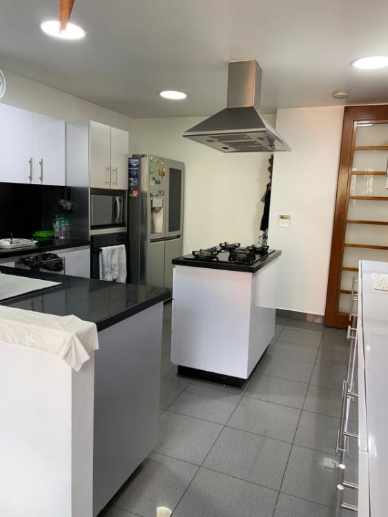 Apartamento en venta en Altos De Bella Suiza, Bogotá · foto 3 de 19