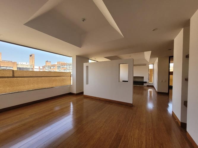 Apartamento en venta en Santa Barbara, Bogotá · foto 2 de 22