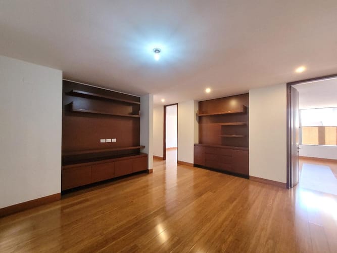 Apartamento en venta en Santa Barbara, Bogotá · foto 7 de 22