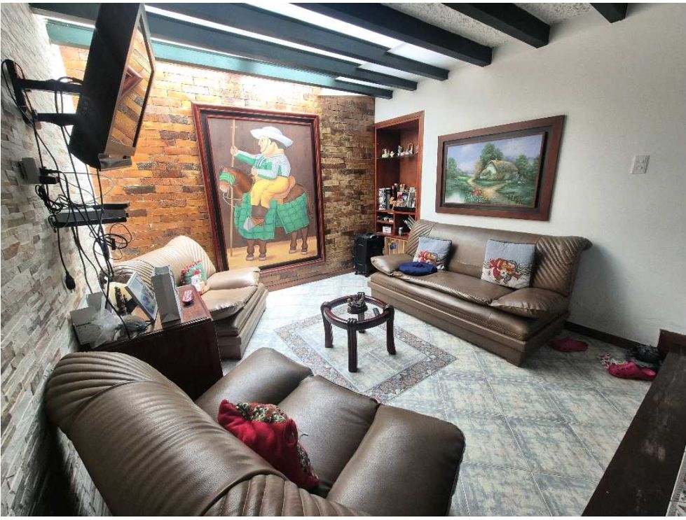 Casa en venta en Cedritos, Bogotá · foto 8 de 24