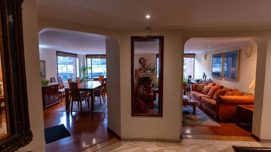 Apartamento de 4 alcobas en venta en Chico, Bogotá, 165 m² · foto 7 de 24