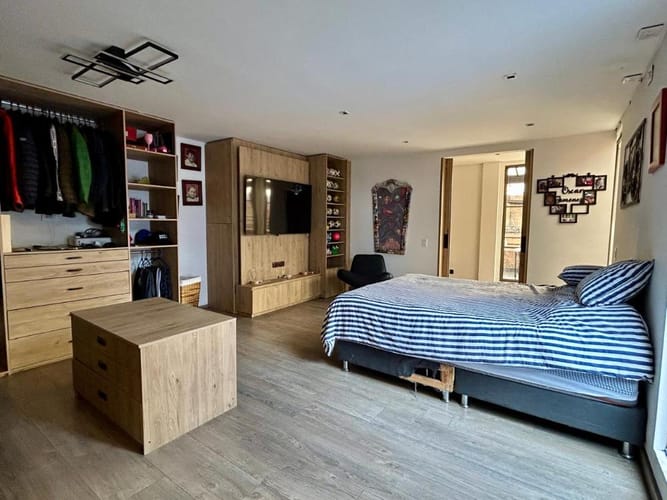 Apartamento de 2 alcobas en venta en Colina Campestre, Bogotá, 179 m² · foto 23 de 24