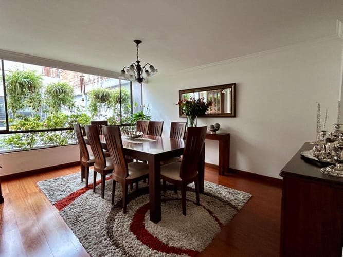 Apartamento de 3 alcobas en venta en Santa Barbara, Bogotá, 245 m² · foto 7 de 24