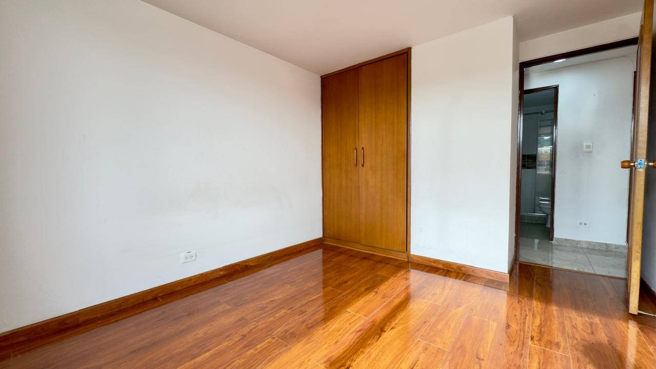 Apartamento en venta en Colina Campestre, Bogotá · foto 8 de 11