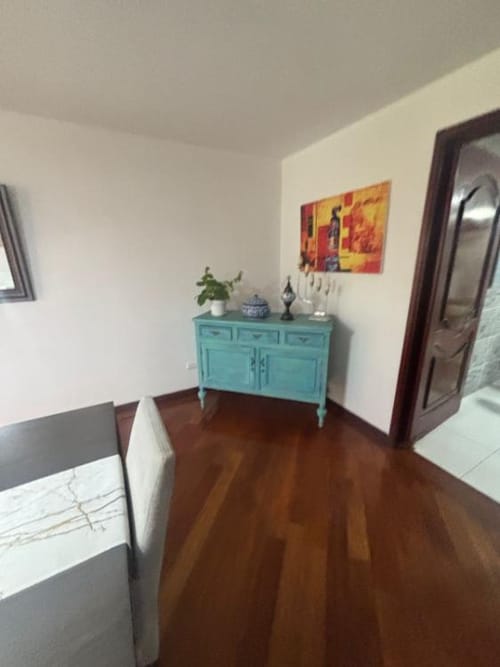 Apartamento de 3 alcobas en venta en Chico Norte, Bogotá, 187 m² · foto 6 de 24