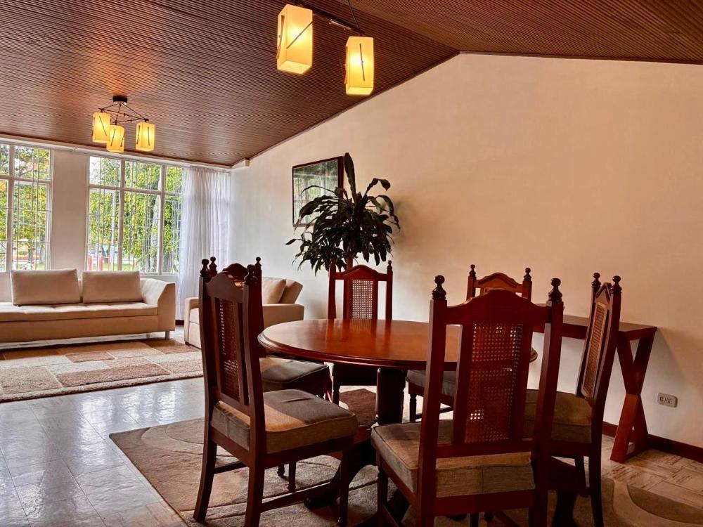 Casa en venta en Engativá, Bogotá · foto 2 de 15