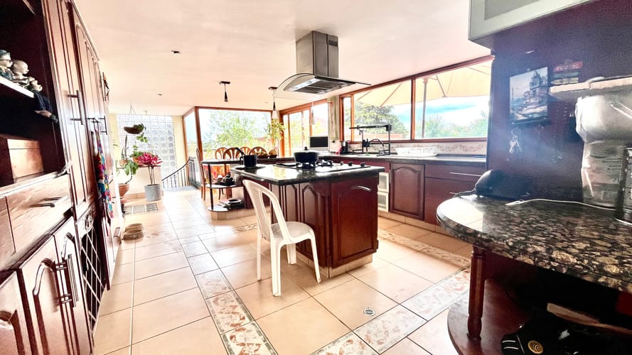 Casa de 4 alcobas en venta en Bosques Del Marques, Bogotá, 990 m² · foto 9 de 23