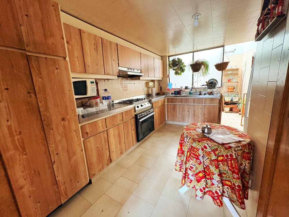 Apartamento en venta en Santa Barbara, Bogotá · foto 3 de 5