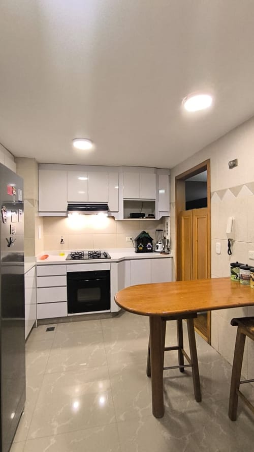 Apartamento de 3 alcobas en venta en Cedritos, Bogotá, 110 m² · foto 2 de 20