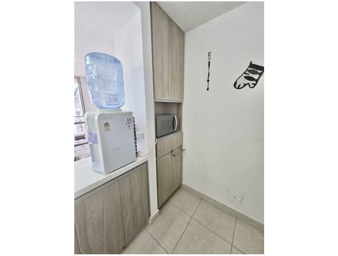 Apartamento de 2 alcobas en venta en Las Palmas, Ricaurte, 53 m² · foto 4 de 20