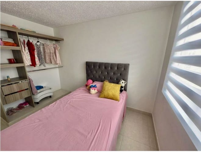 Apartamento de 2 alcobas en venta en Las Palmas, Ricaurte, 53 m² · foto 11 de 20