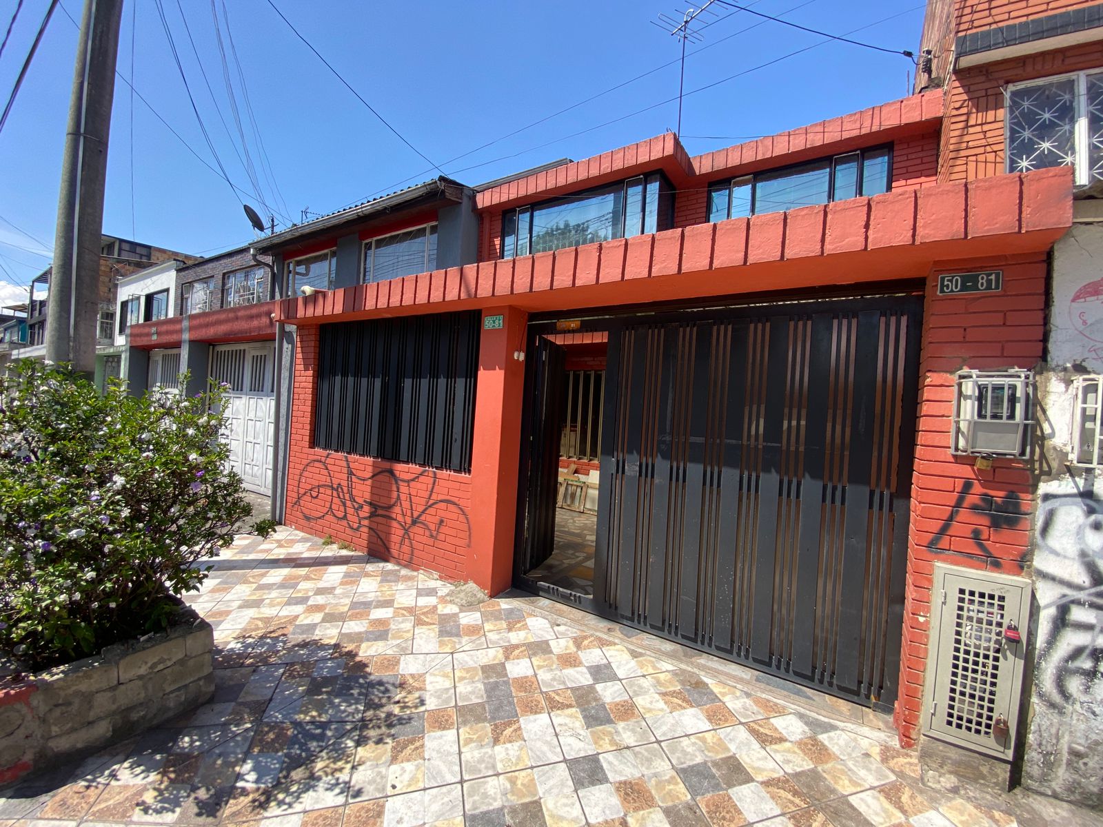 Casa en venta en Camelia Ii, Bogotá · foto 2 de 24