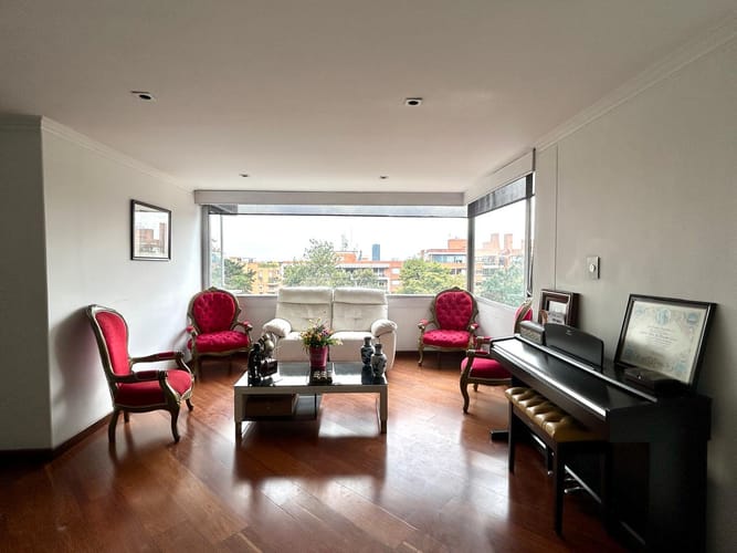 Apartamento en venta en Chico, Bogotá · foto 5 de 16