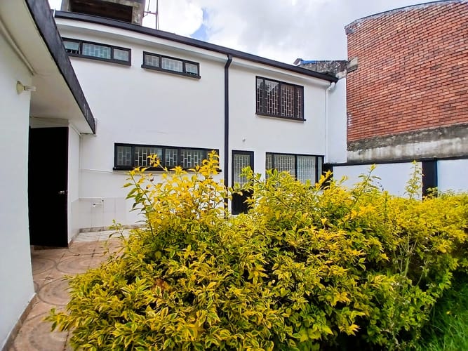 Casa de 4 alcobas en venta en Santa Ana, Bogotá, 330 m² · foto 7 de 18