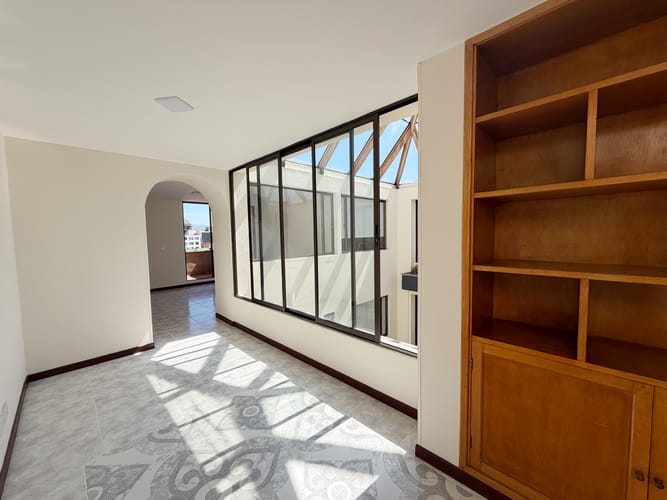 Apartamento de 3 alcobas en venta en Alhambra, Bogotá, 157 m² · foto 12 de 19