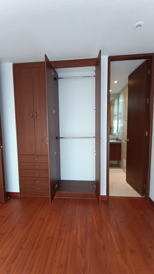 Apartaestudio en venta en Santa Barbara, Bogotá, 31 m² · foto 10 de 15