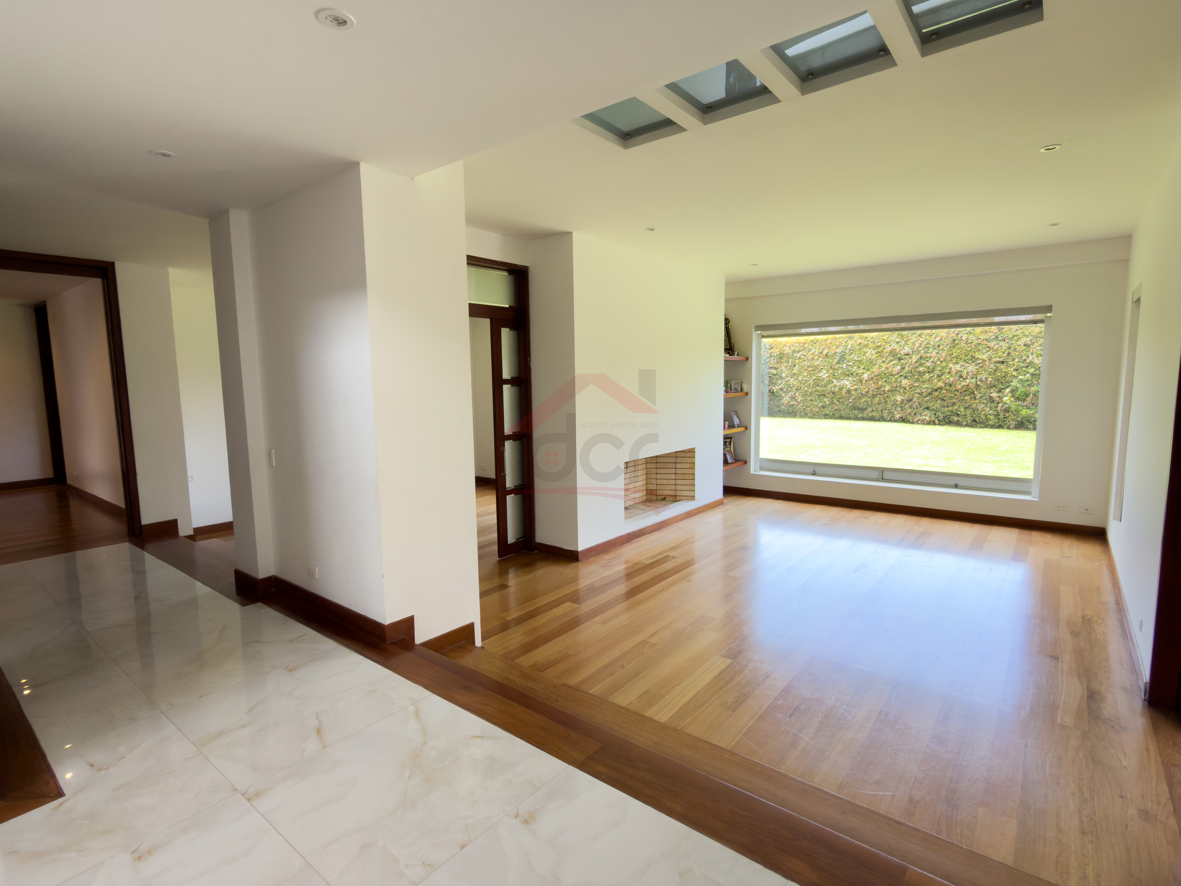Casa en venta en Casa Blanca, Bogotá · foto 2 de 24