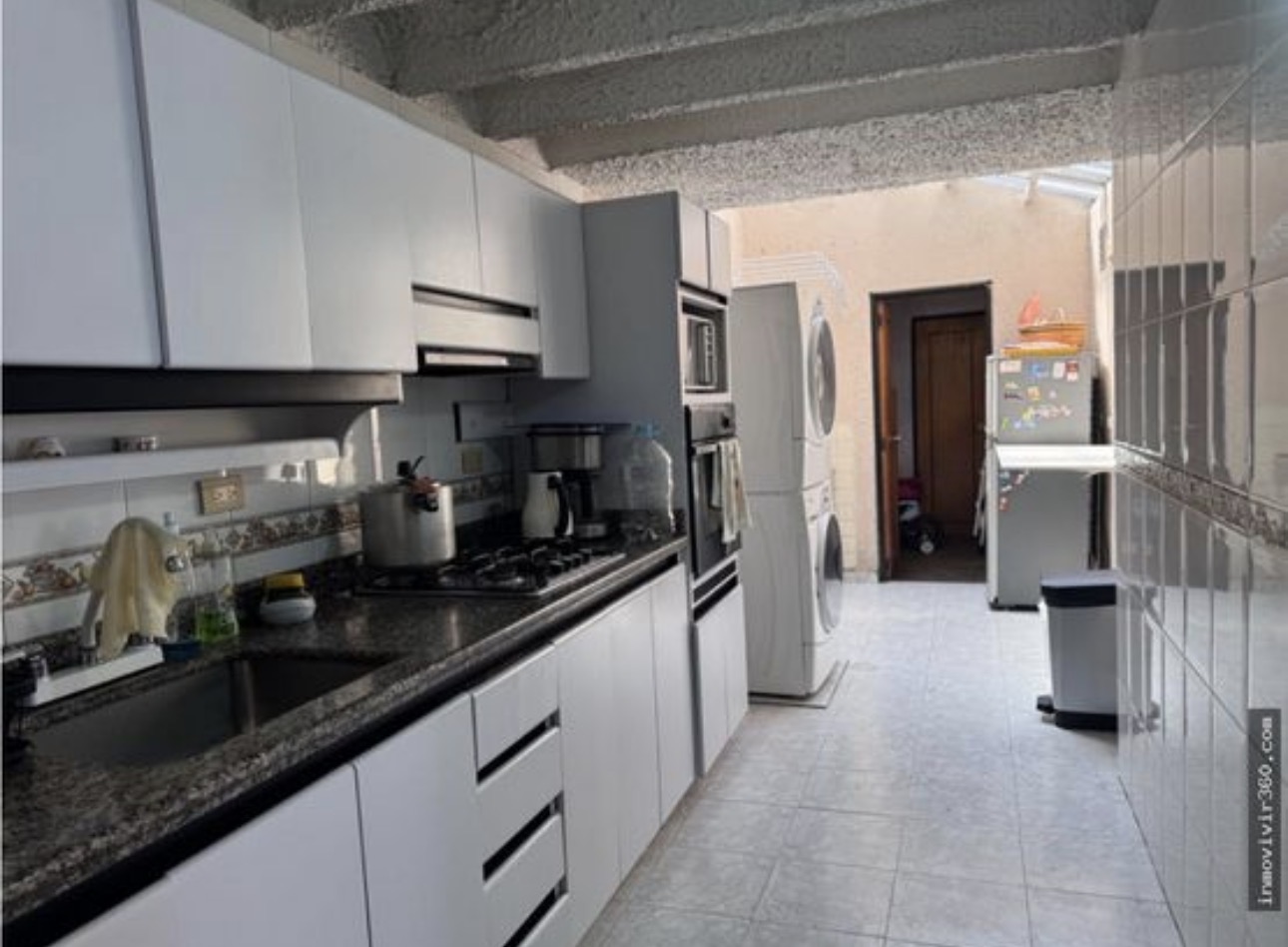 Casa en venta en Estrella Del Norte, Bogotá · foto 8 de 12