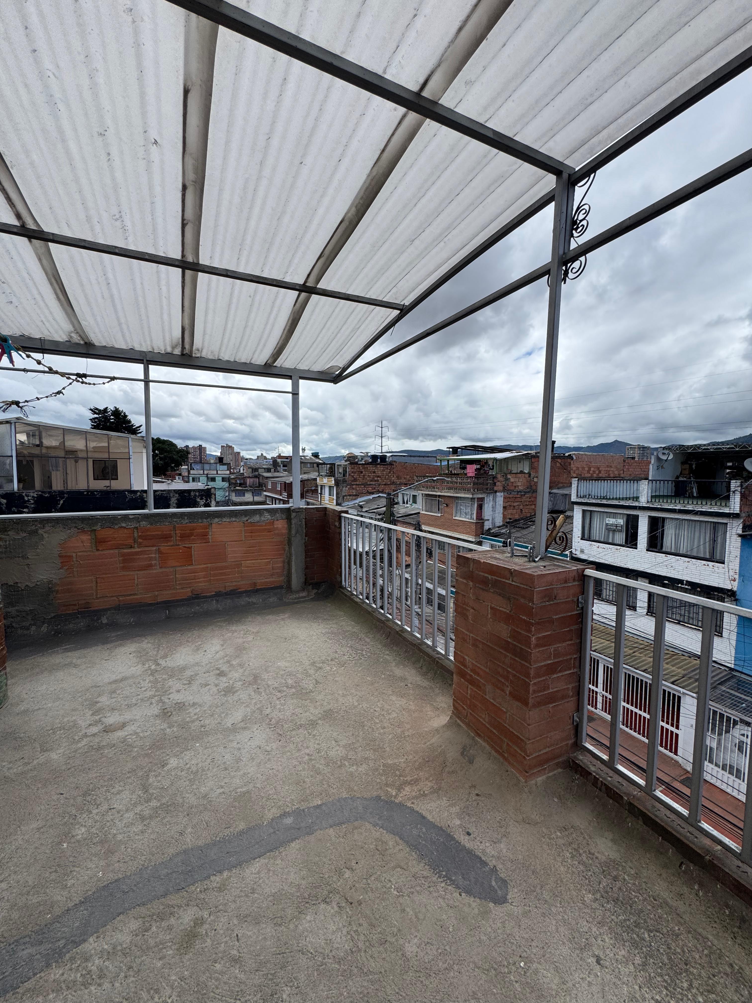 Casa en venta en Engativá, Bogotá · foto 14 de 24