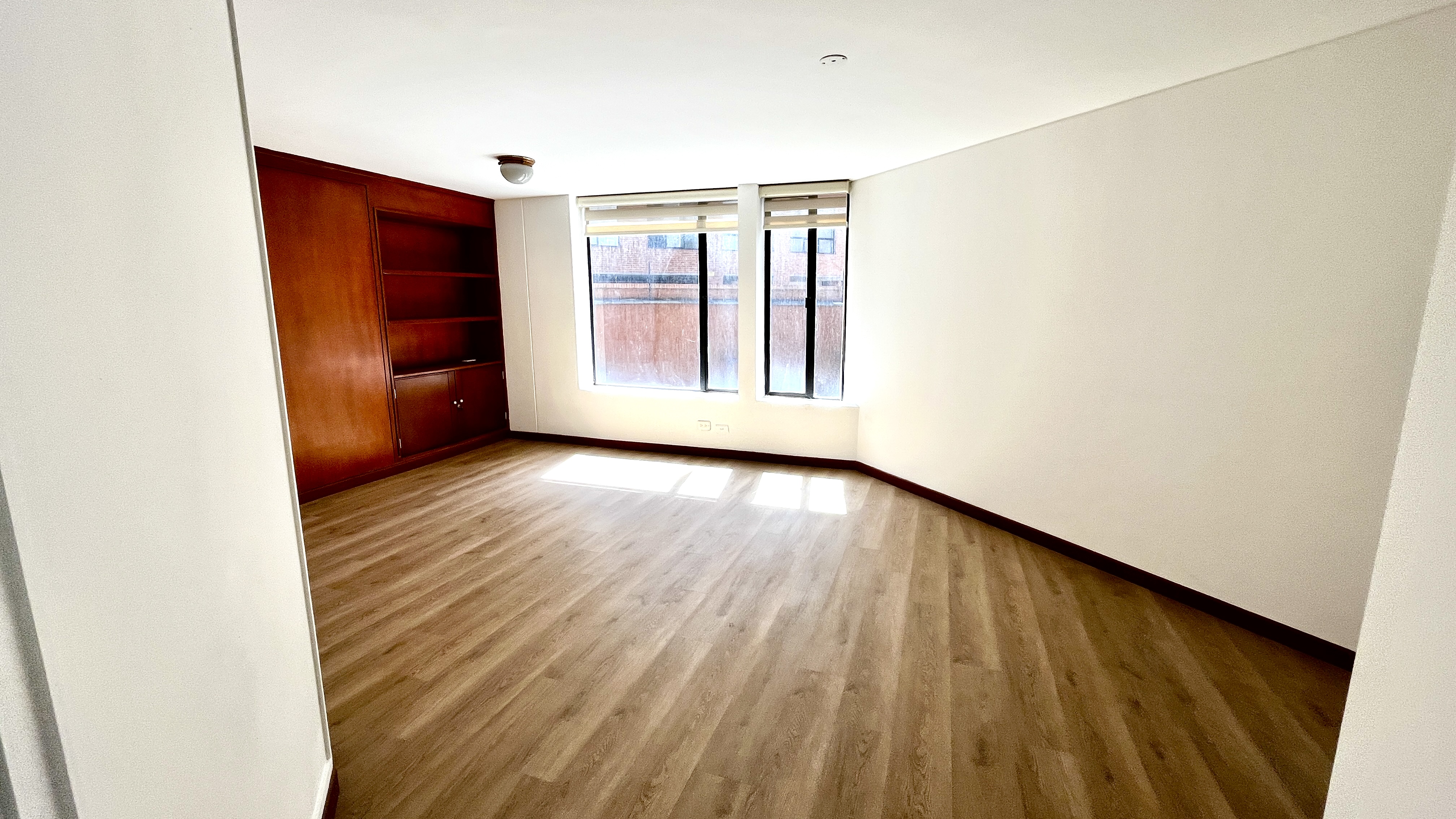 Apartamento en venta en La Carolina, Bogotá · foto 3 de 23
