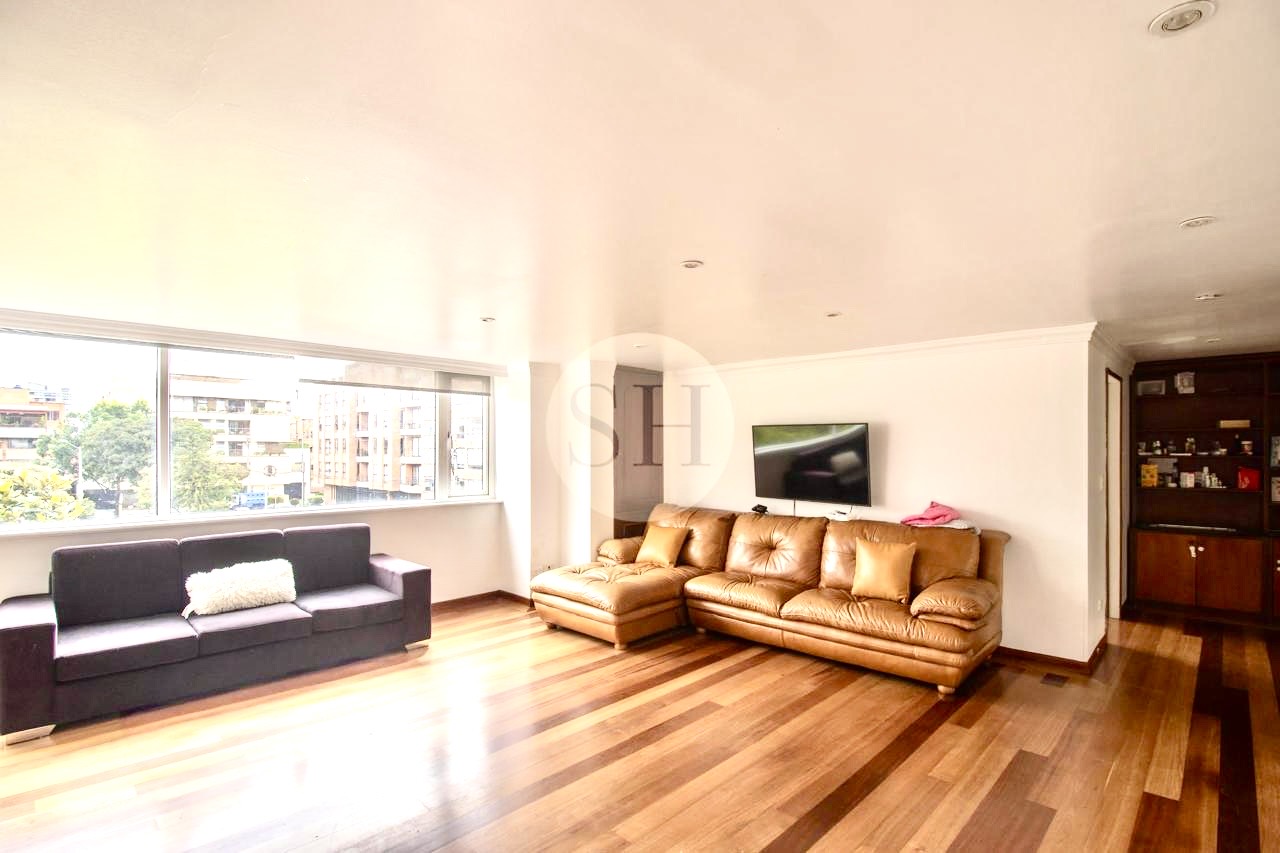 Apartamento en venta en Santa Barbara, Bogotá · foto 5 de 18