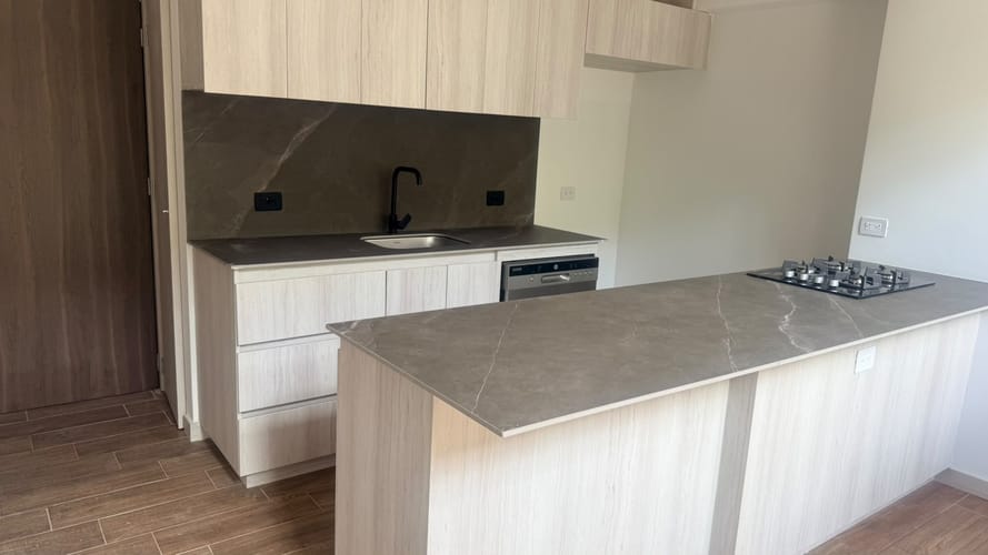 Apartamento de 2 alcobas en arriendo en Pantanillo, El Retiro, 110 m² · foto 2 de 19
