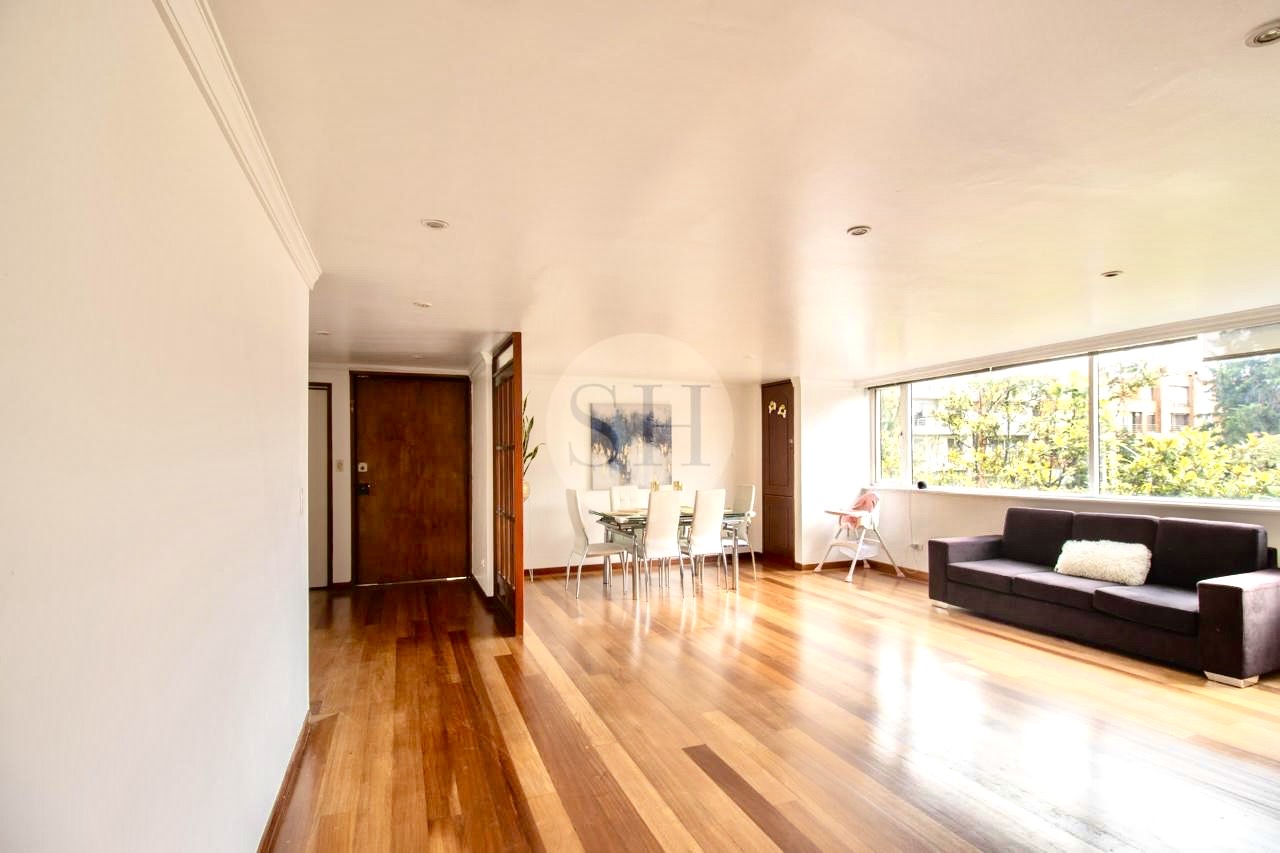 Apartamento en venta en Santa Barbara, Bogotá · foto 10 de 18